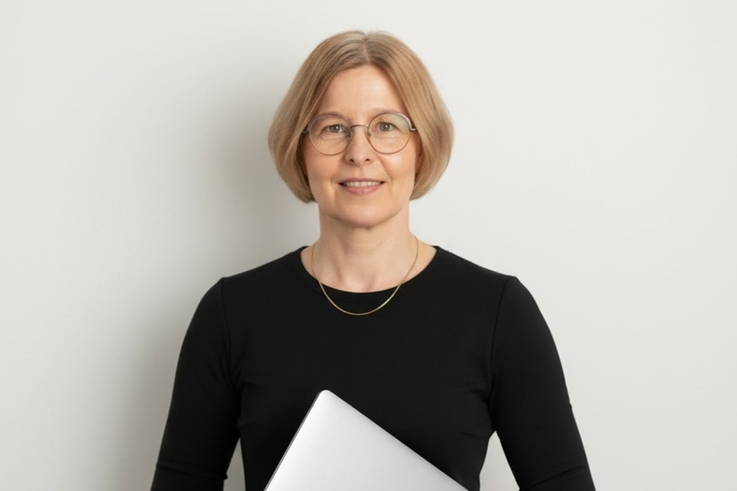 openart-image__-Cm1OB0_1771161111962_raw